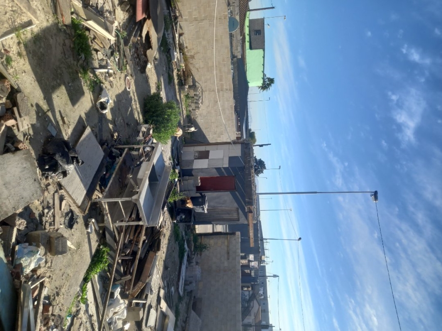 Commercial Property for Sale in Wallacedene Western Cape